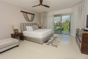 NEW !! Casa Miramar Ocean View 325 S apts